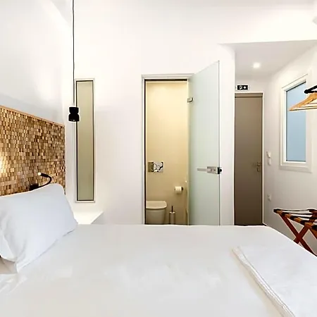 Acropolis Otel *