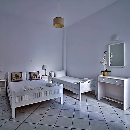Acropolis Otel Páros