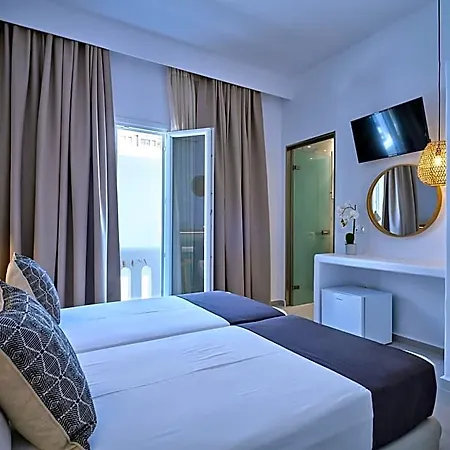 Acropolis Otel *