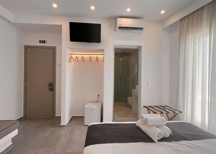 Ξενοδοχείο ακρόπολη *