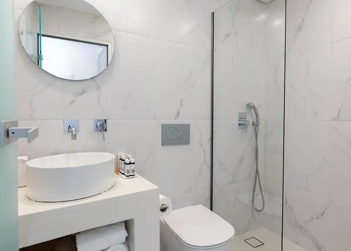 ακρόπολη Ξενοδοχείο *